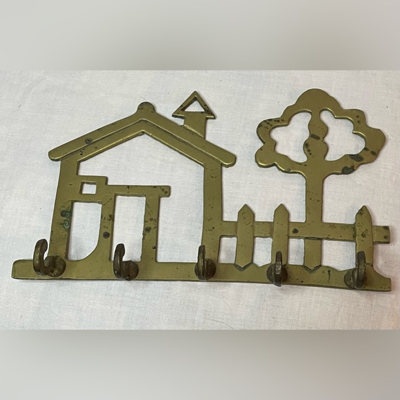 Vintage solid brass wall key holder. Design is of a home, picket fence and tree. - Picture 2 of 9
